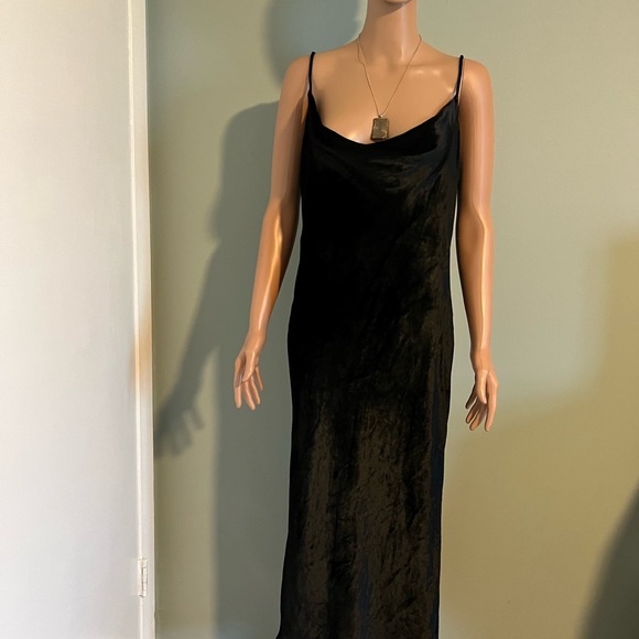 Rebecca Vallance Womens Velvet Midi Dress, Black, 8 - Picture 6 of 14